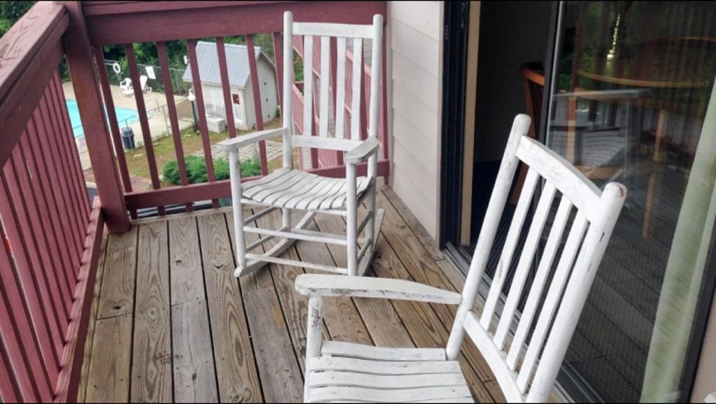 Hotel Days By Wyndham Nc Waynesville